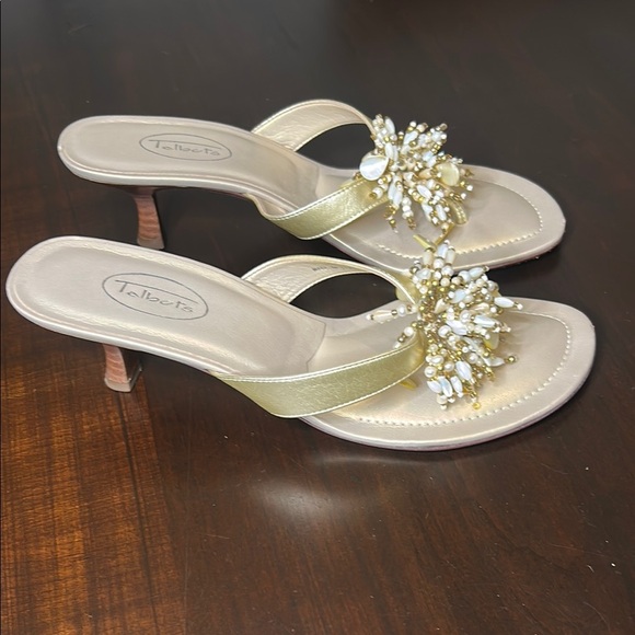 Talbots Gold Leather Jewelled Beaded Mule Elegant Dress Sandals Low Heel Size 7 - Picture 3 of 16